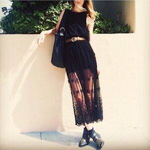 Gypsy Junkies Black Lace Sheer Whimsy Goth Bohemian Long Skirt Size M/L